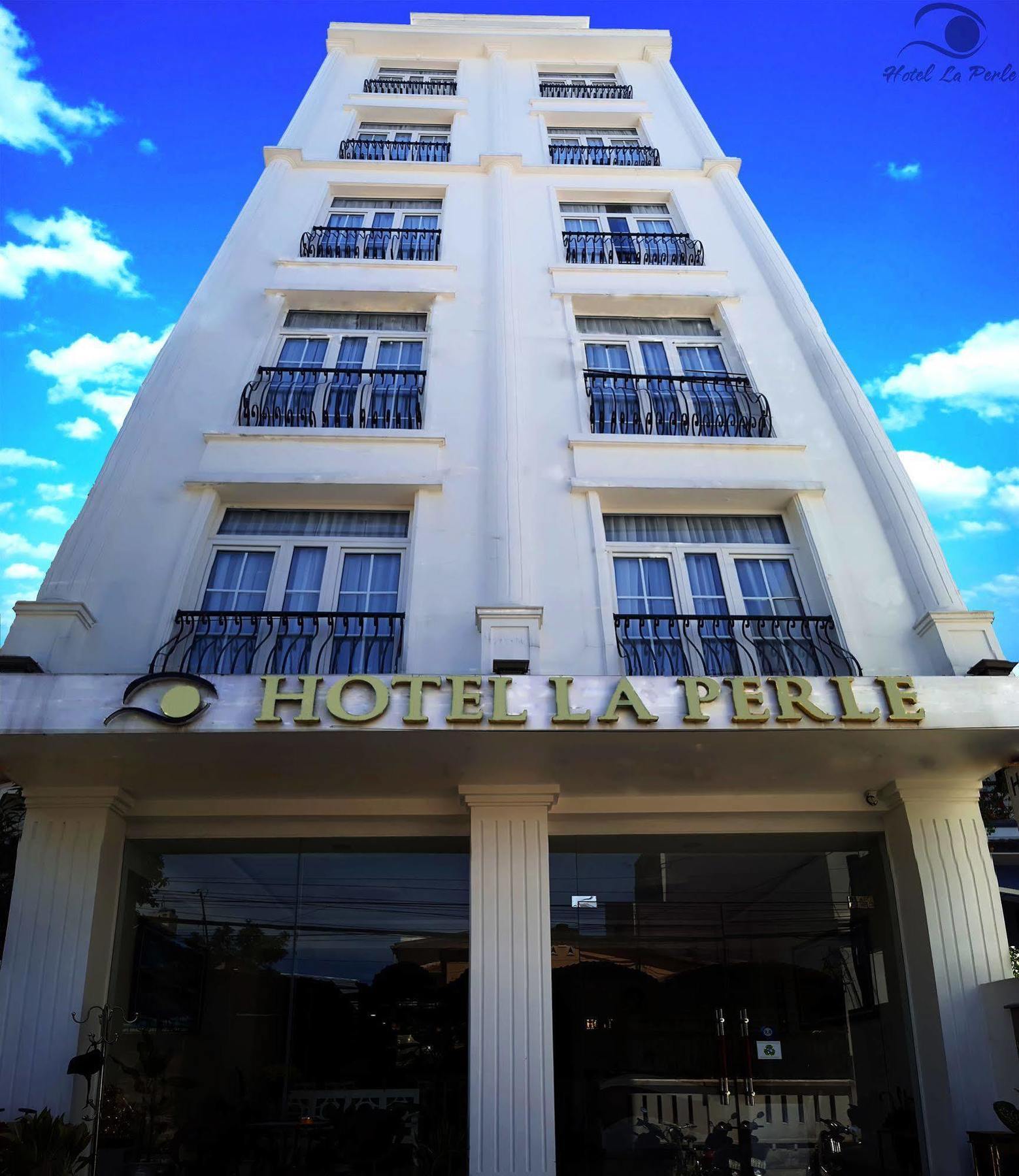 Hotel La Perle Hue Bagian luar foto